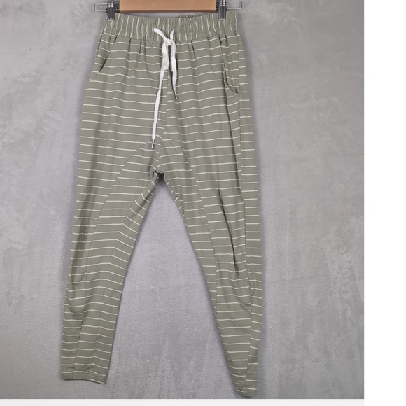 Sarah’s Day white Fox Active size M Striped Olive Green Women's Pants - Picture 4 of 4